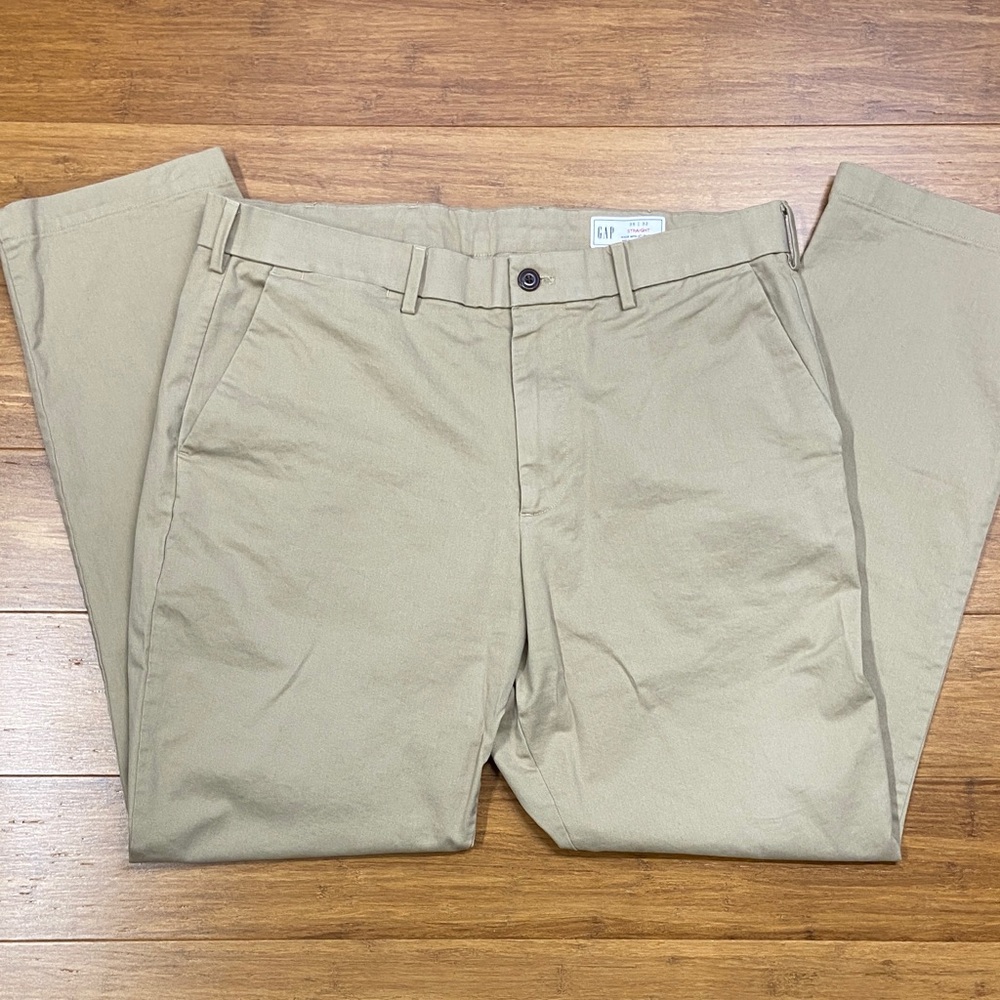 GAP Men's Cotton Khaki Straight-Fit Chino Pants 36x32